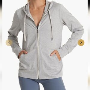 Vuori Women's Light Gray Zip-Up Hoodie